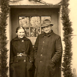 Inspektor Walter Pyka z żoną Emmą w dniu ślubu, Wojsławice 1941 r.